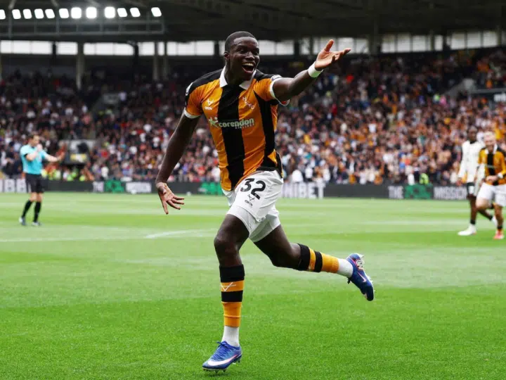 Manchester United mauled by The Tigers in Hull
