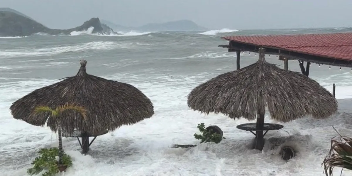 Travel warning issued for North America as ‘life-threatening’ Hurricane Polo approaches