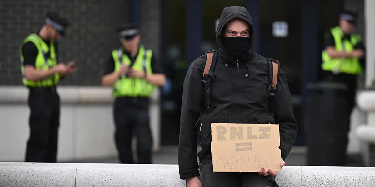 Migrant crisis: Anti-migration protests threaten RNLI lifeboat crews, warns charity watchdog
